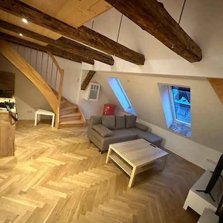 Exklusive Maisonetten Wohnung Mit Gartenzugang アウグスブルク エクステリア 写真